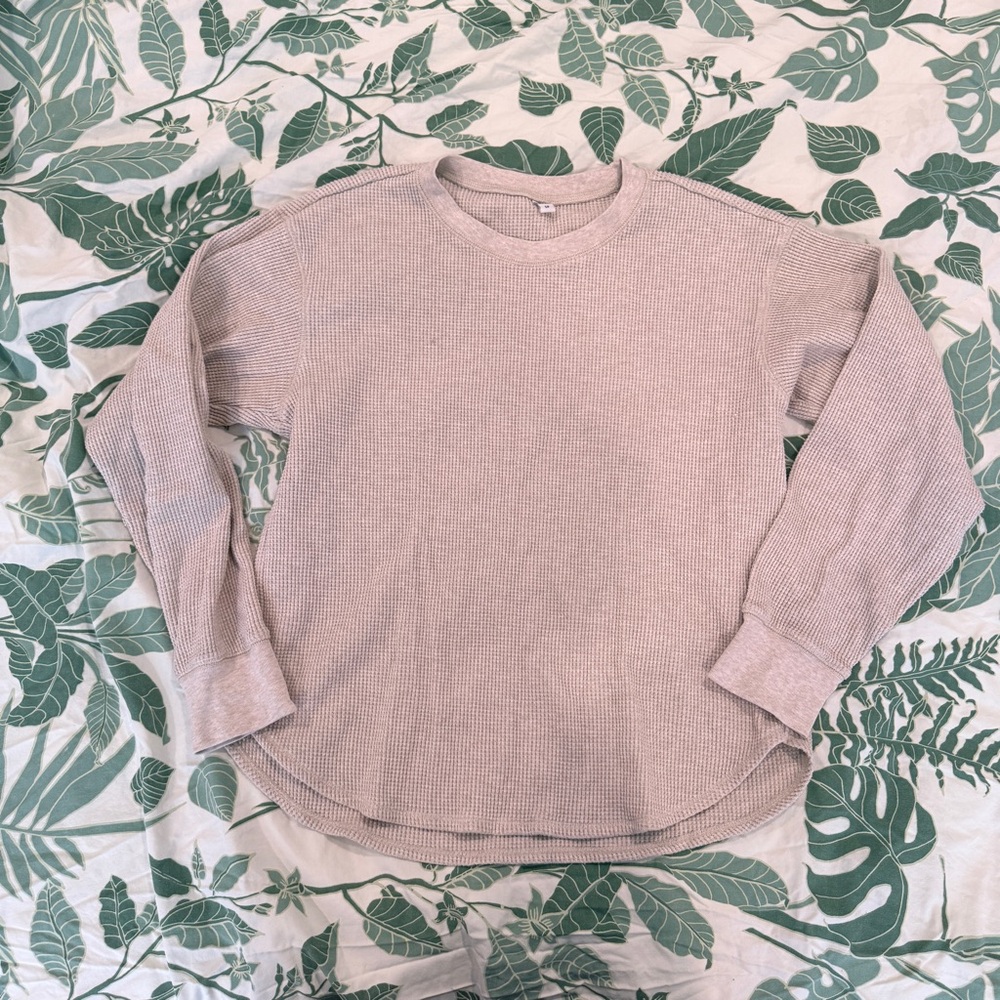 Uniqlo Women's Long Sleeve Tee - Cream